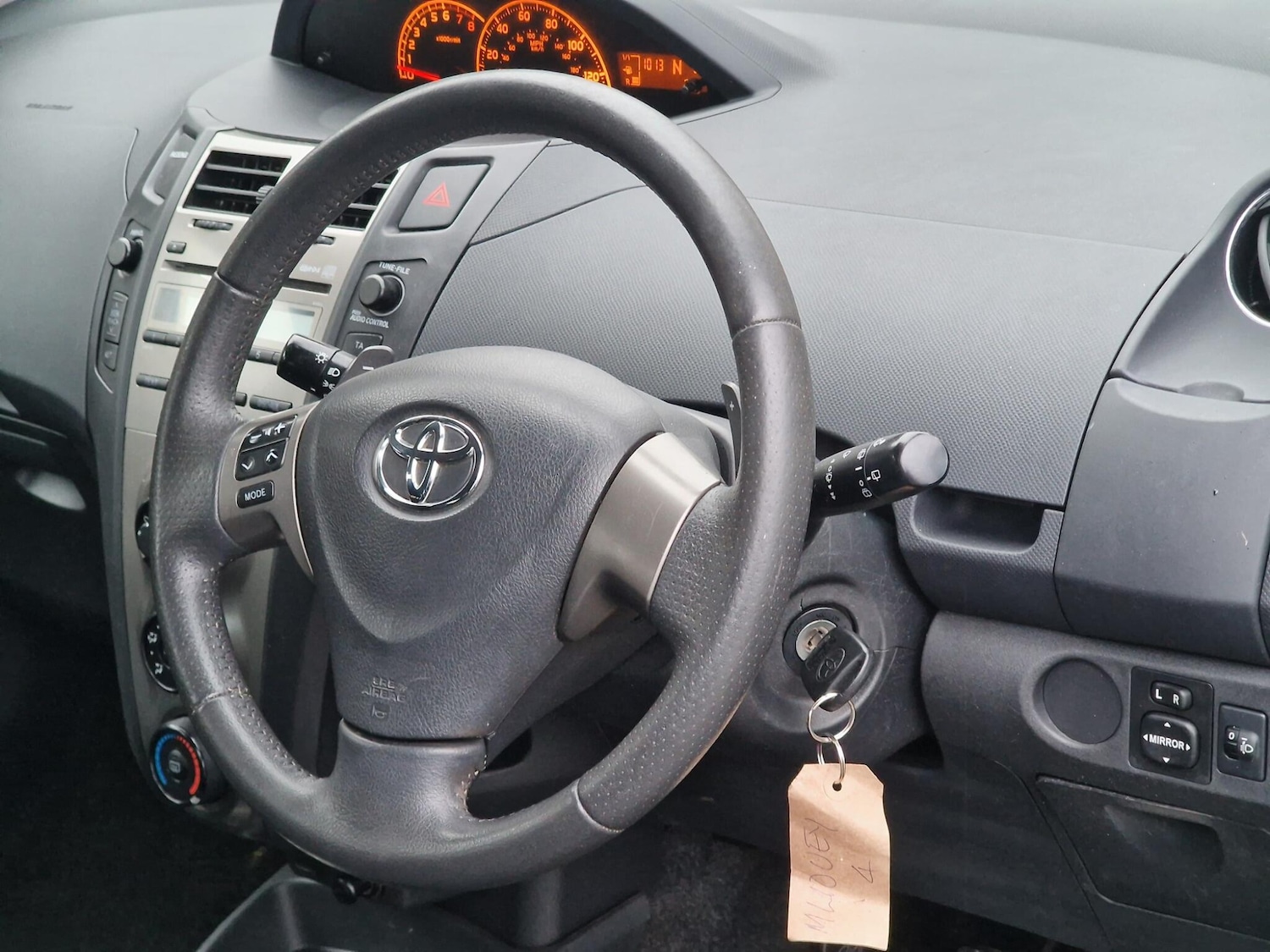 Used Toyota Yaris for sale - 77497454: Photo 11