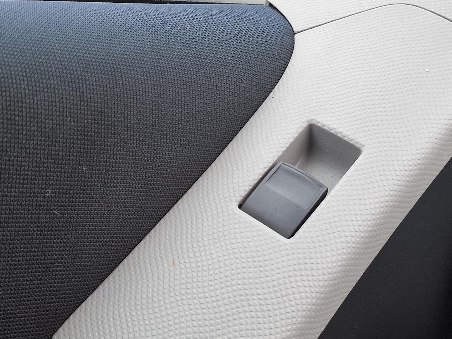 Used Toyota Yaris for sale - 77497454: Photo 28