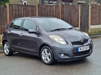 Used Toyota Yaris 2010 for sale - 77497454: Photo