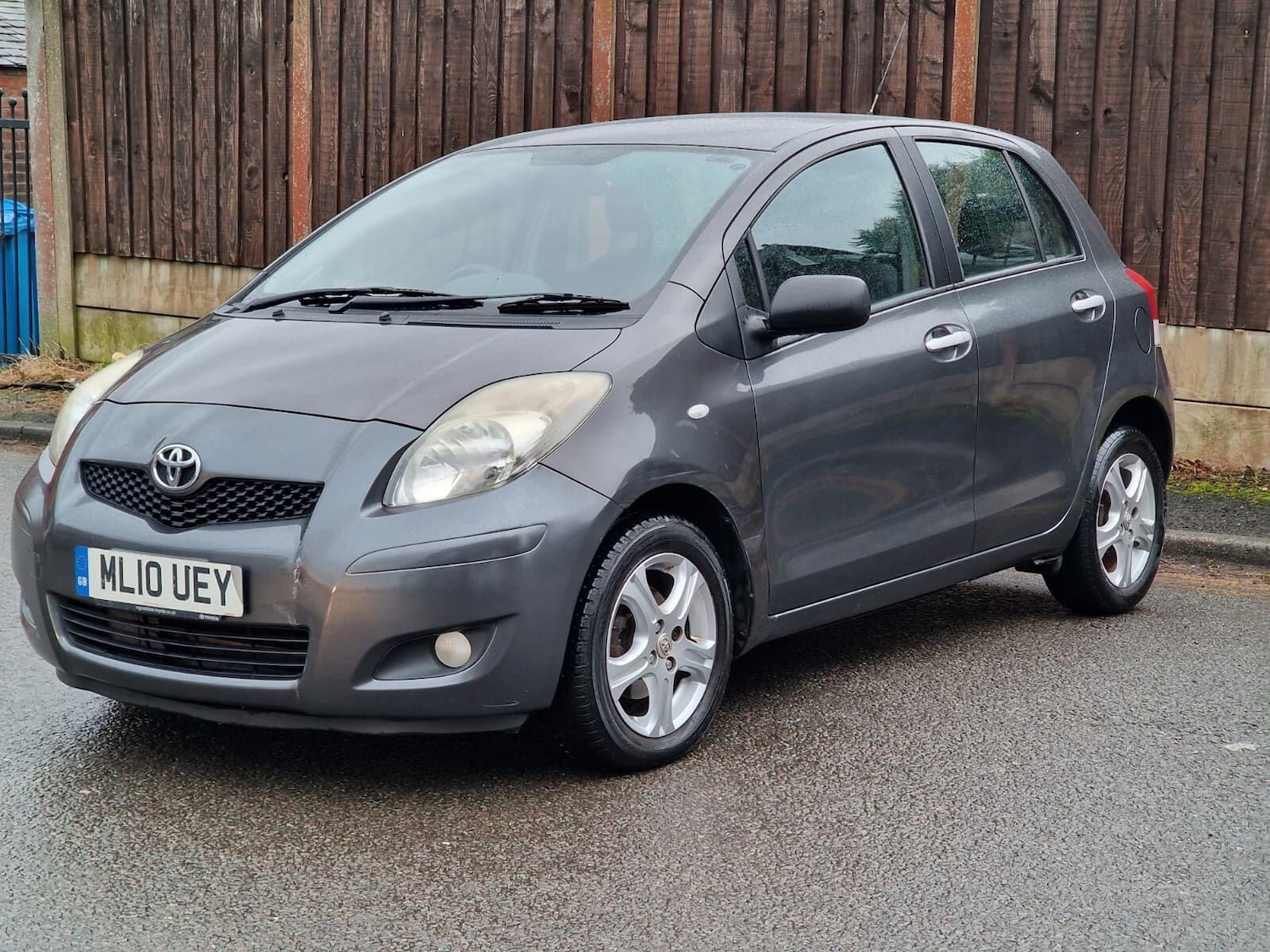Used Toyota Yaris for sale - 77497454: Photo 3