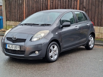 Used Toyota Yaris 2010 for sale - 77497454: Photo