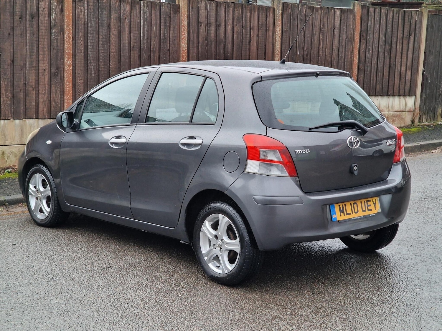 Used Toyota Yaris for sale - 77497454: Photo 6