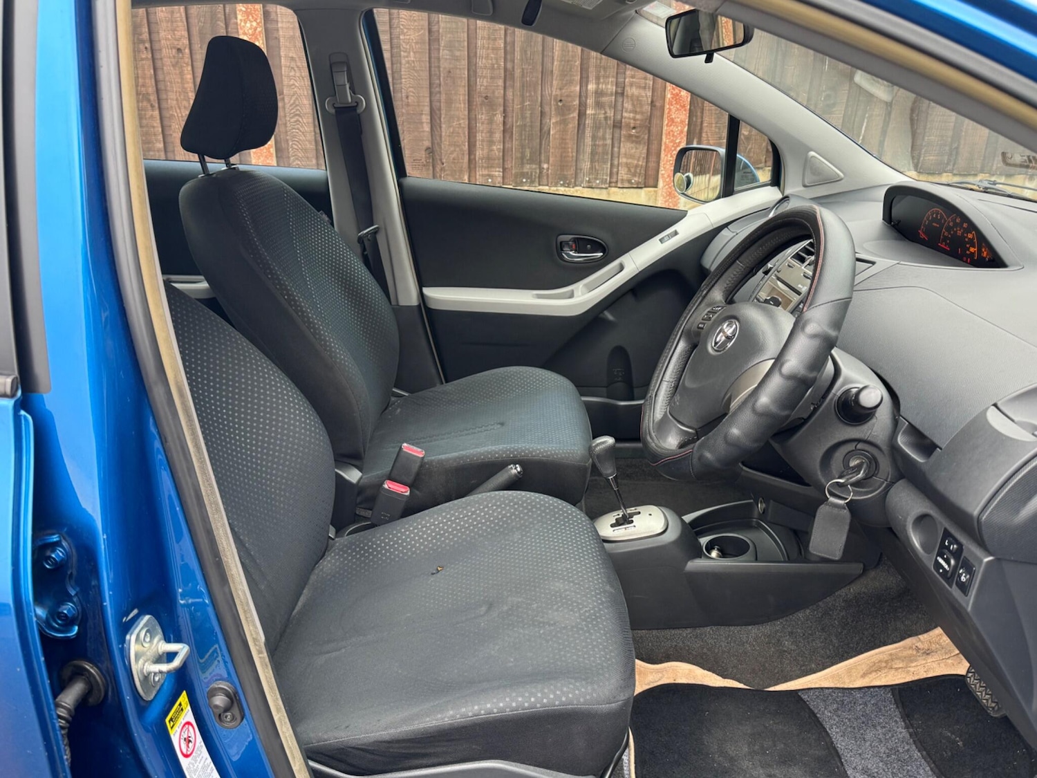 Used Toyota Yaris for sale - 77611667: Photo 13