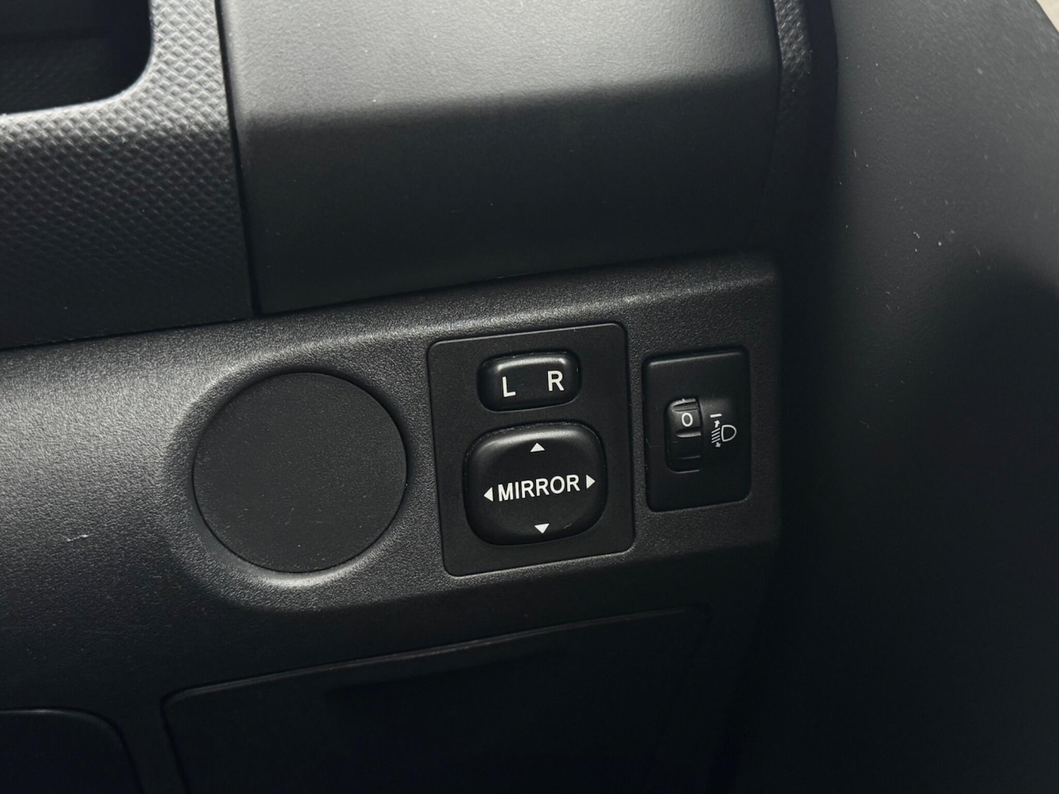 Used Toyota Yaris for sale - 77611667: Photo 42