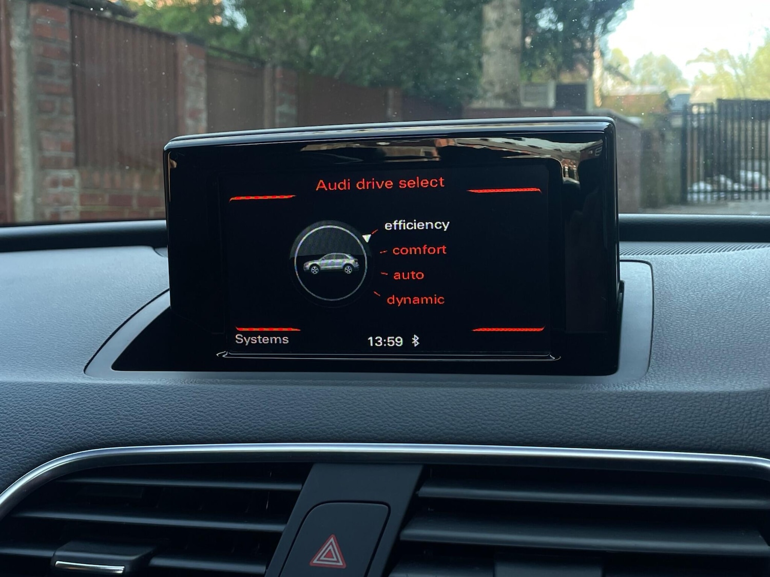 Used Audi Q3 for sale - 78184438: Photo 41