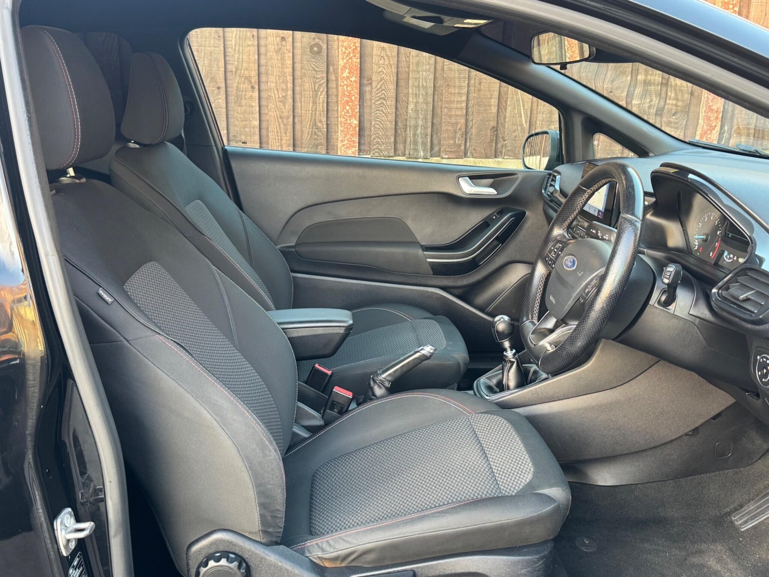 Used Ford Fiesta 2017 for sale - 76995704: Photo 13