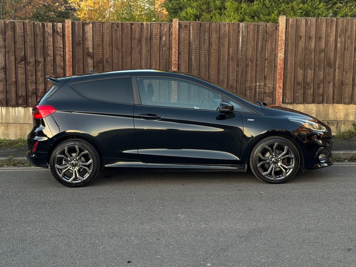 Used Ford Fiesta 2017 for sale - 76995704: Photo 8