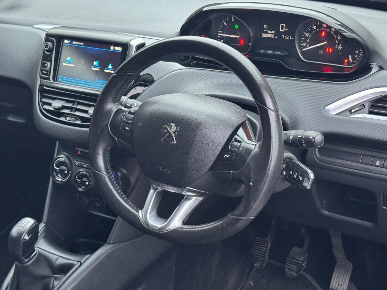 Used Peugeot 208 2017 for sale - 77131915: Photo 11