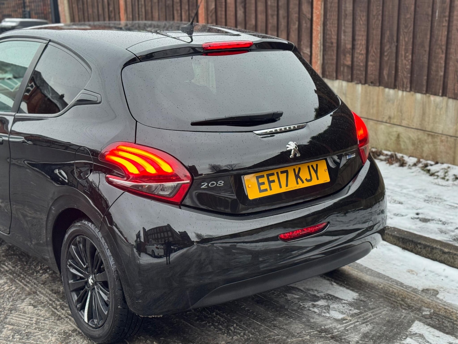 Used Peugeot 208 2017 for sale - 77131915: Photo 33