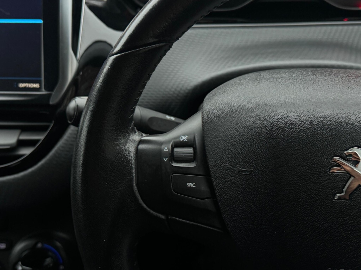 Used Peugeot 208 2017 for sale - 77131915: Photo 37