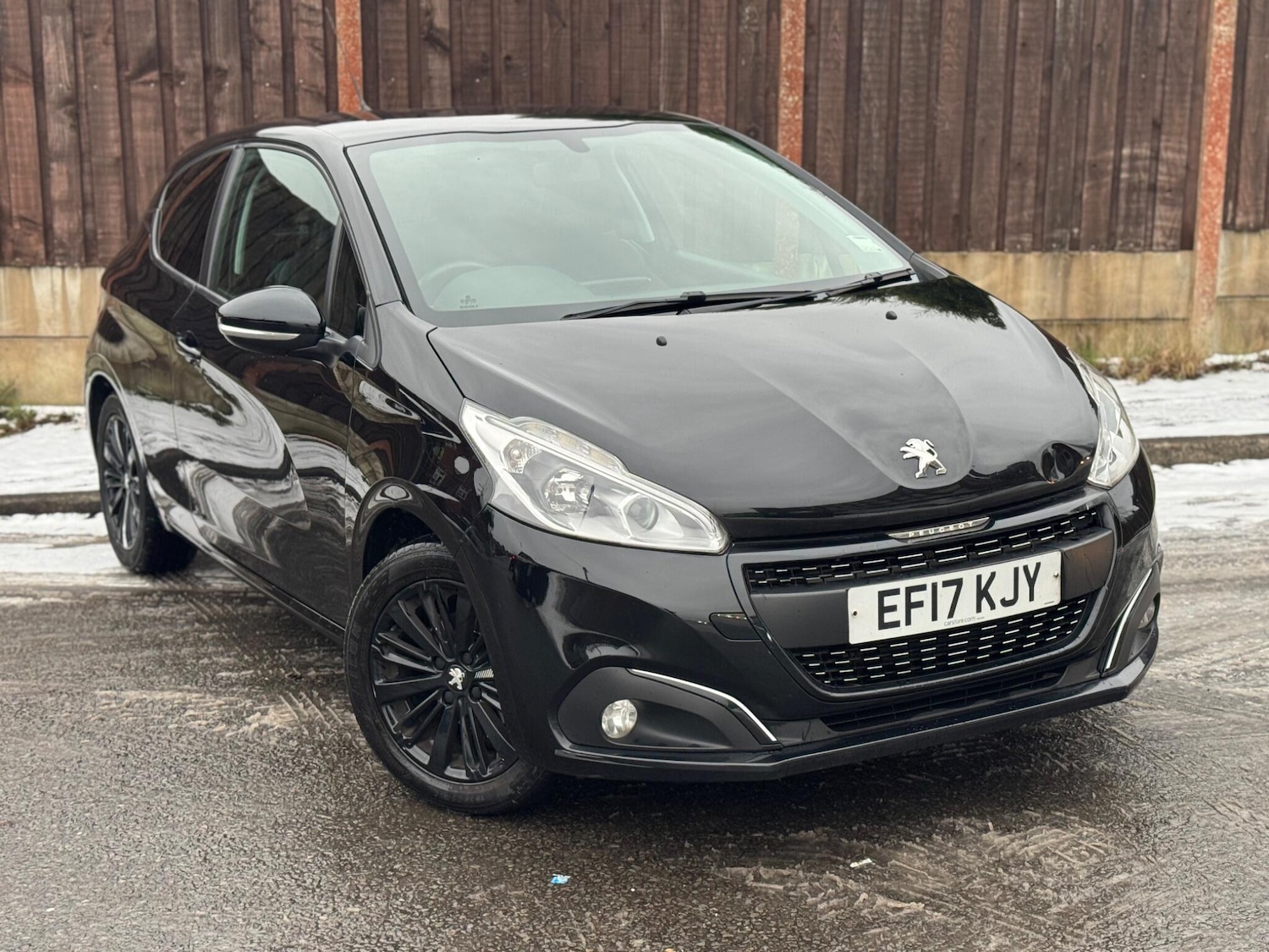 Used Peugeot 208 2017 for sale - 77131915: Photo 47