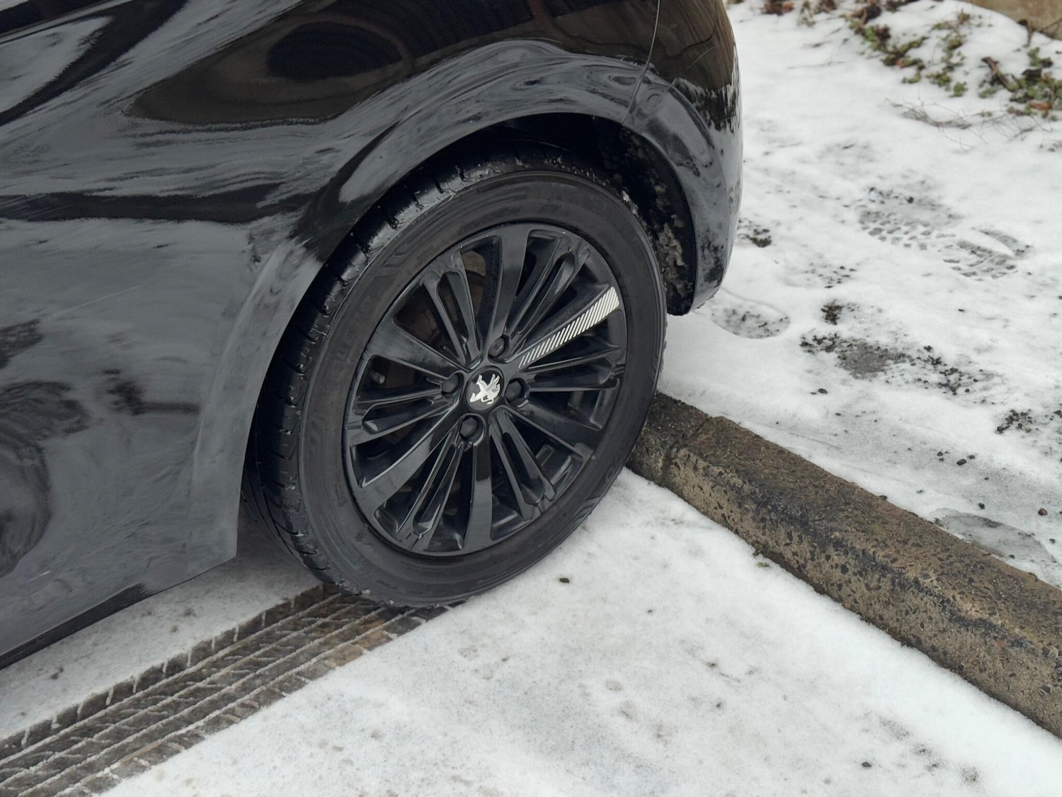 Used Peugeot 208 2017 for sale - 77131915: Photo 51