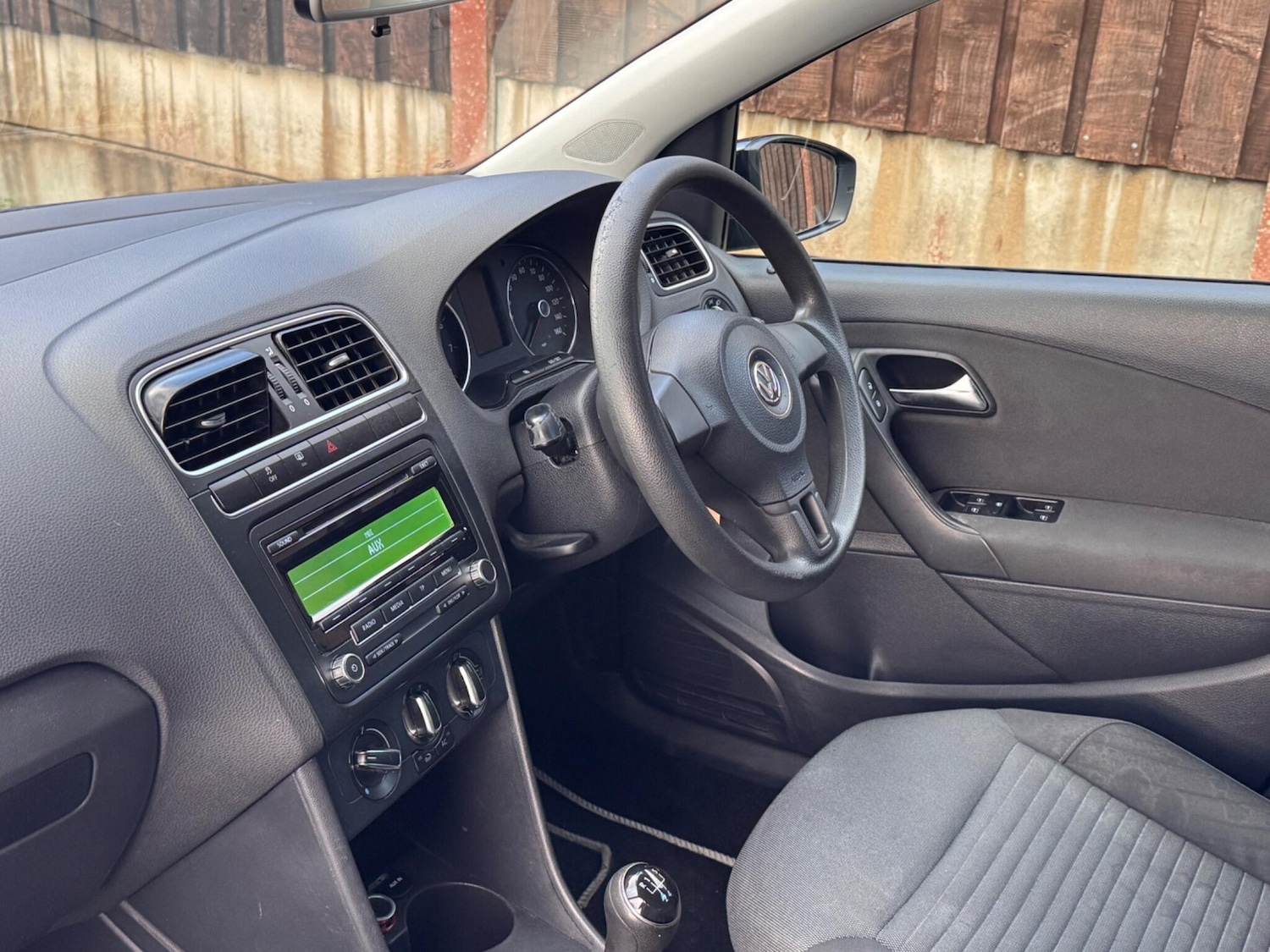 Used Volkswagen Polo for sale - 77524111: Photo 28