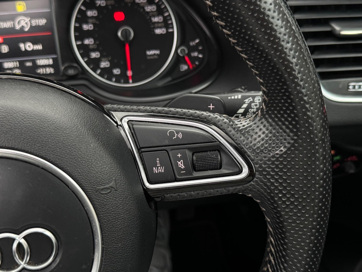 Used Audi Q5 2015 for sale - 77709638: Photo 39