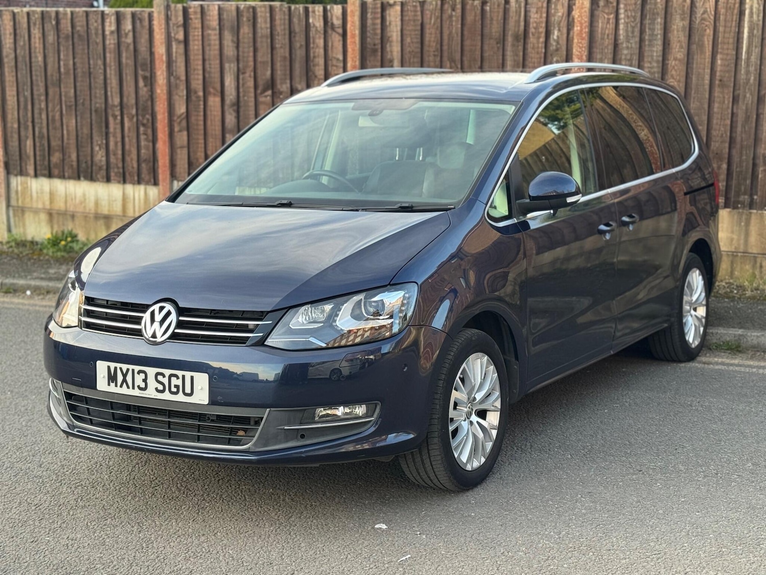 Used Volkswagen Sharan 2024 for sale - 77958164: Photo 2