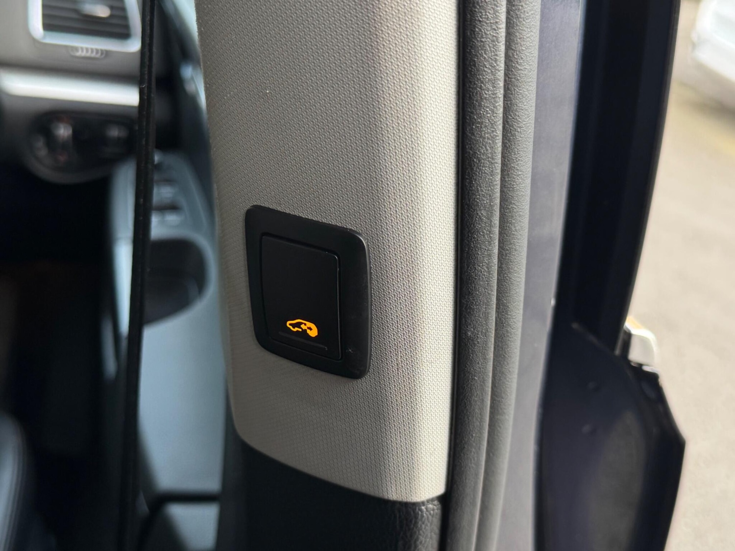 Used Volkswagen Sharan 2024 for sale - 77958164: Photo 64