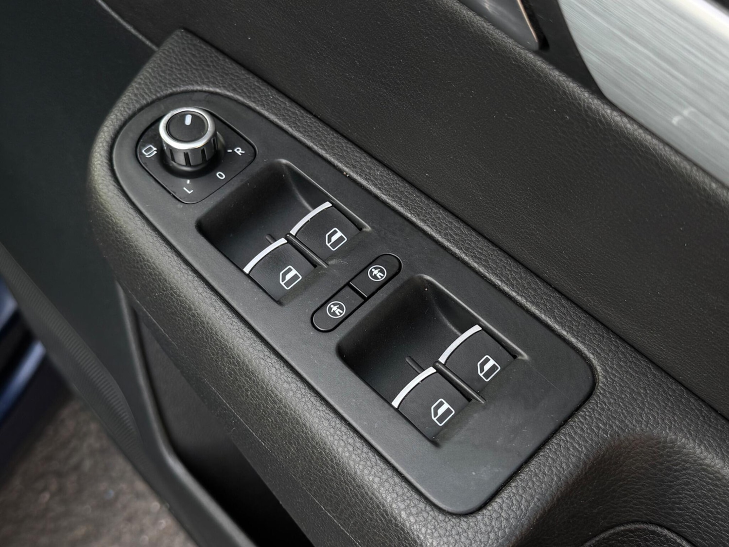 Used Volkswagen Sharan 2024 for sale - 77958164: Photo 65