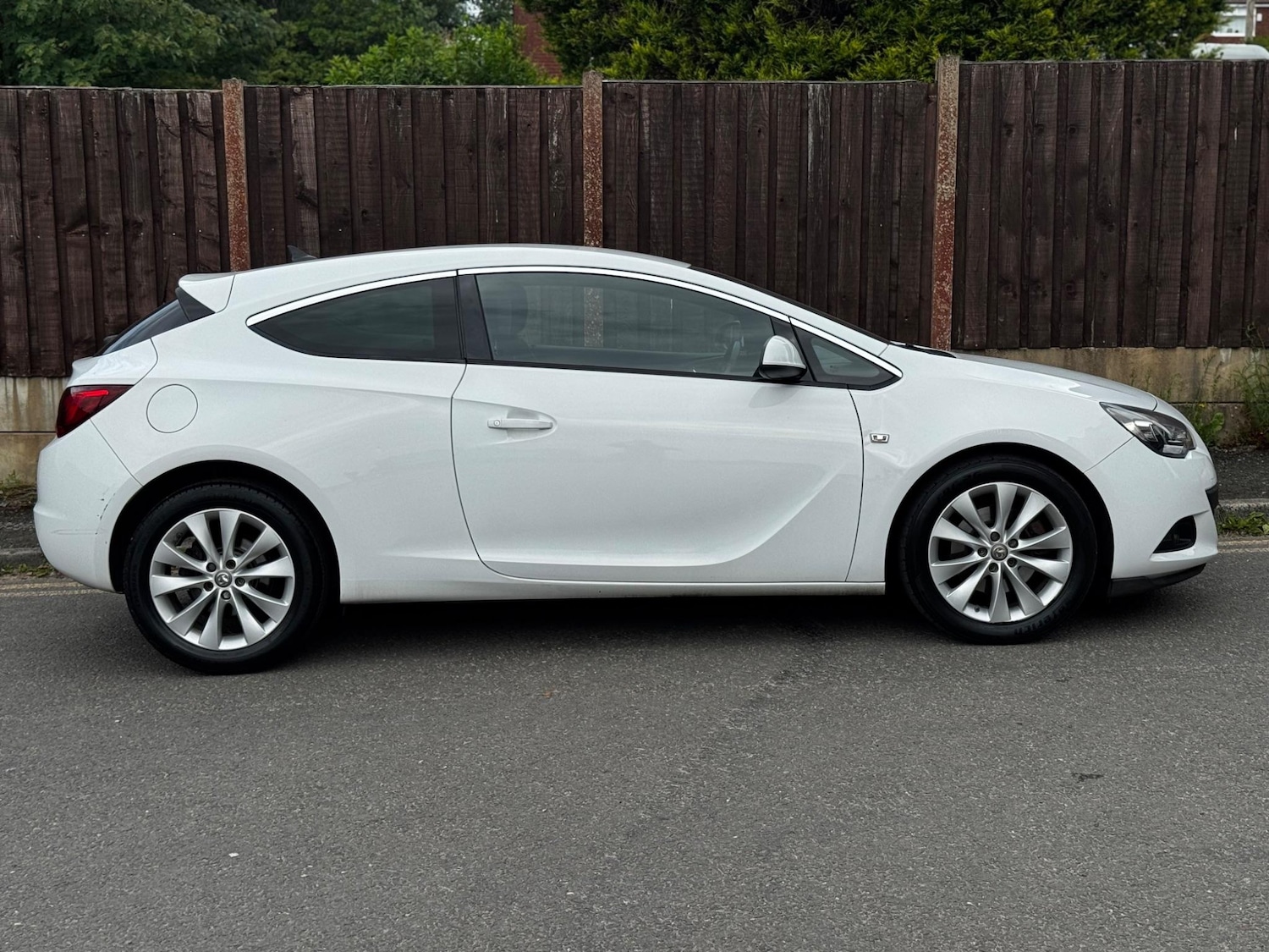 Used Vauxhall Astra GTC for sale - 76513294: Photo 8