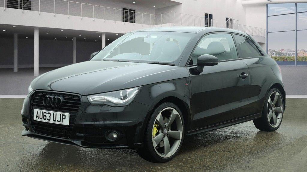 Used Audi A1 2013 for sale - 77344935: Photo 2