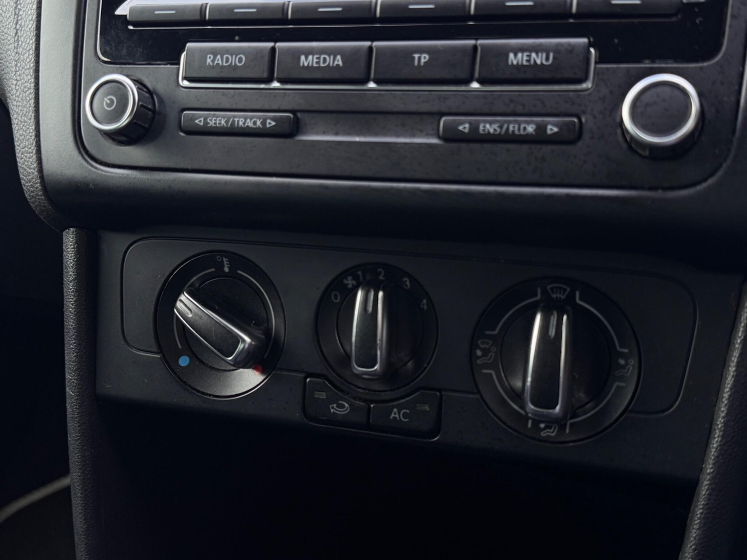 Used Volkswagen Polo 2013 for sale - 75949140: Photo 38