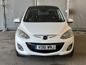 Used Mazda Mazda2 2011 for sale - 79039037: Photo