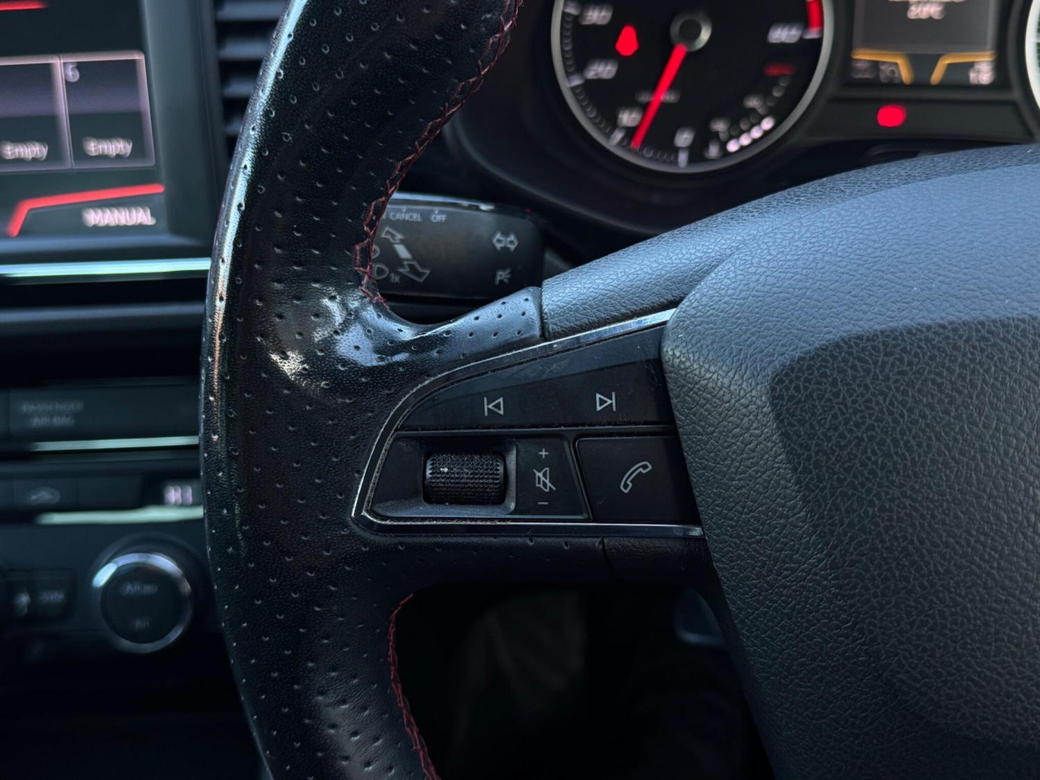 Used SEAT Leon 2017 for sale - 76608437: Photo 37