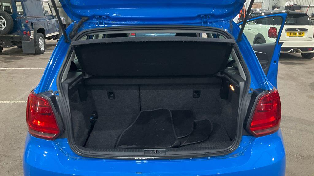 Used Volkswagen Polo 2015 for sale - 76561739: Photo 11