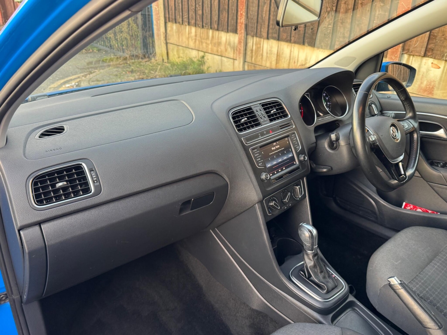 Used Volkswagen Polo 2015 for sale - 76561739: Photo 30