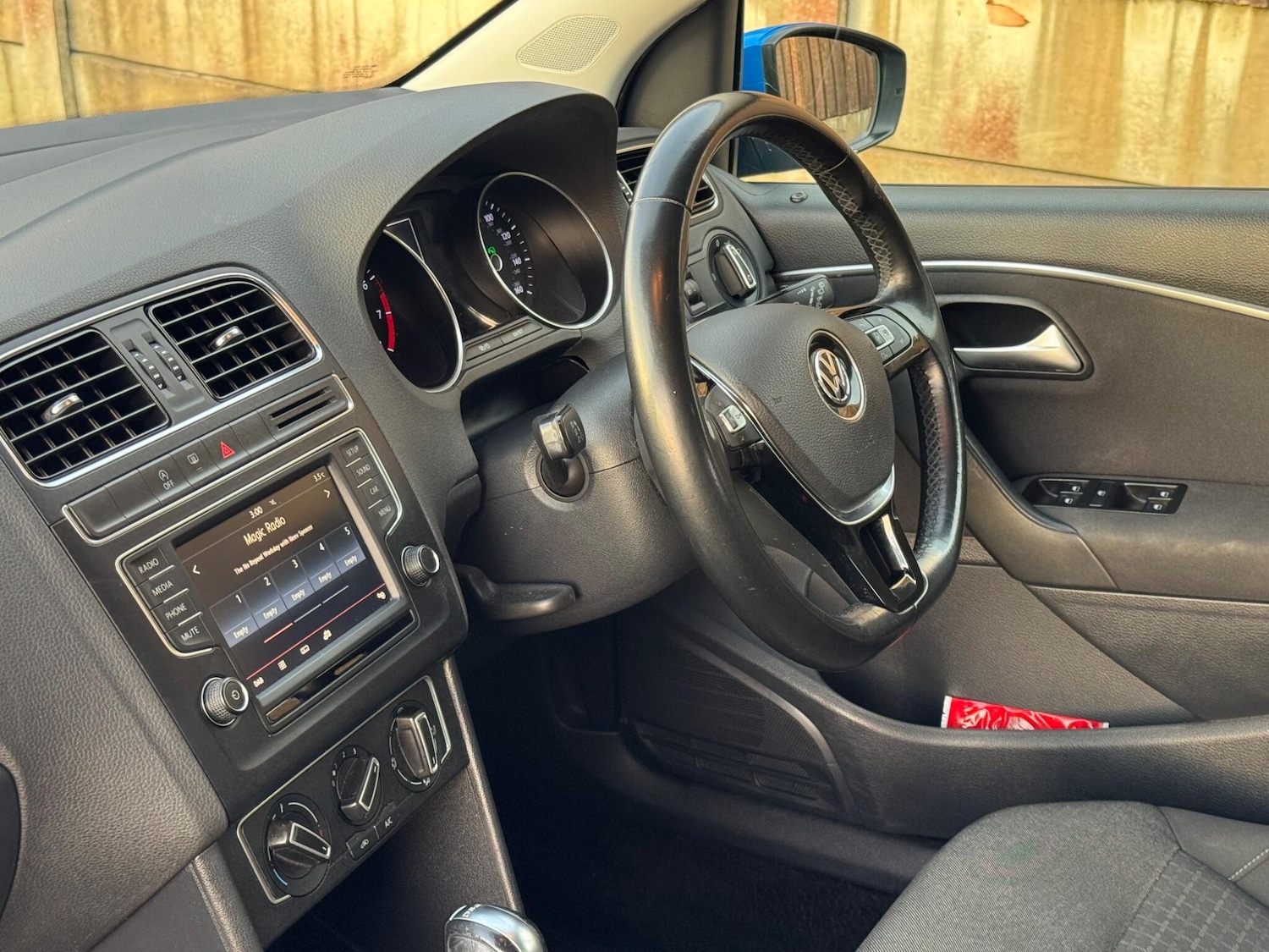 Used Volkswagen Polo 2015 for sale - 76561739: Photo 31