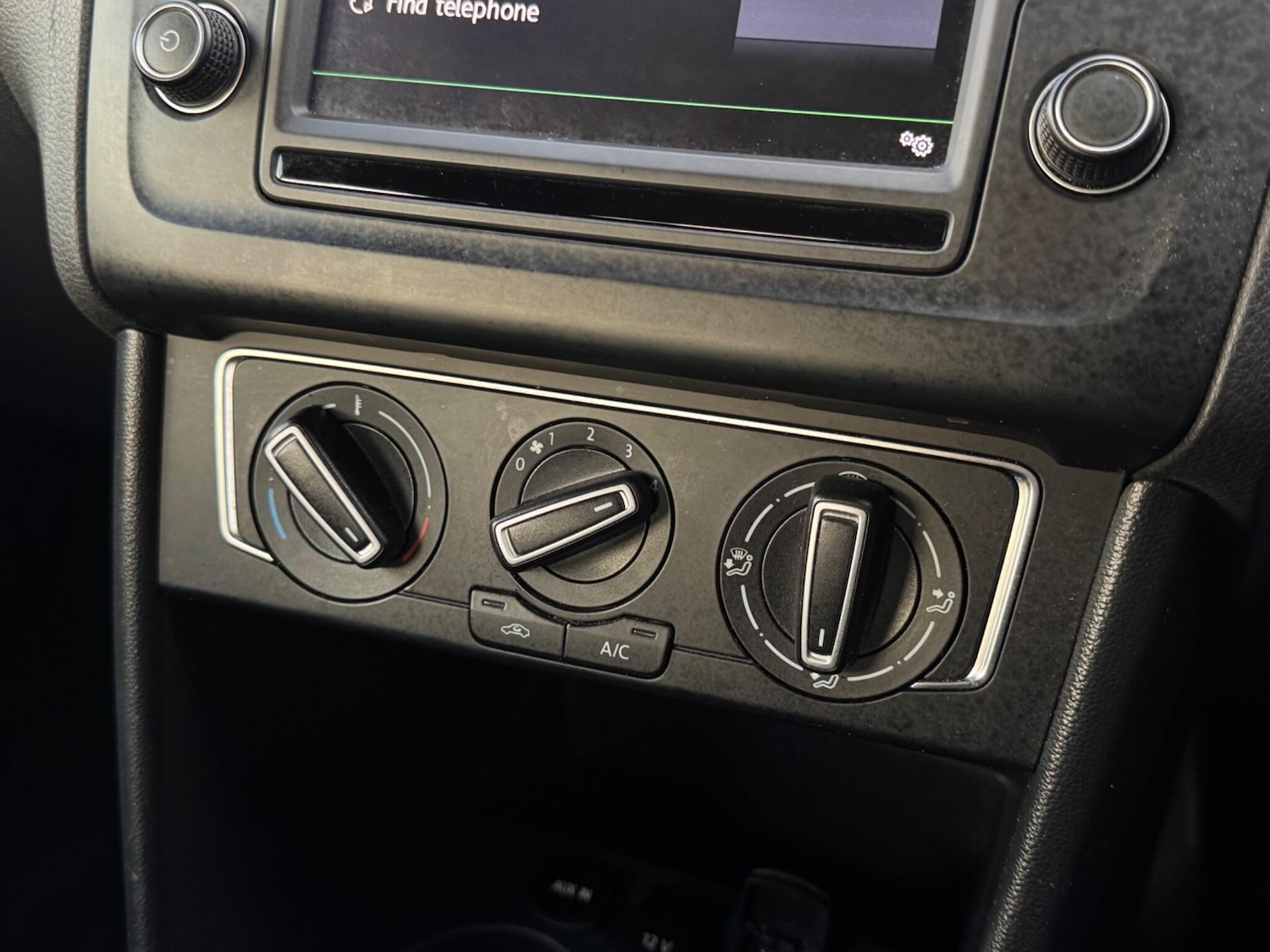 Used Volkswagen Polo 2015 for sale - 76561739: Photo 45