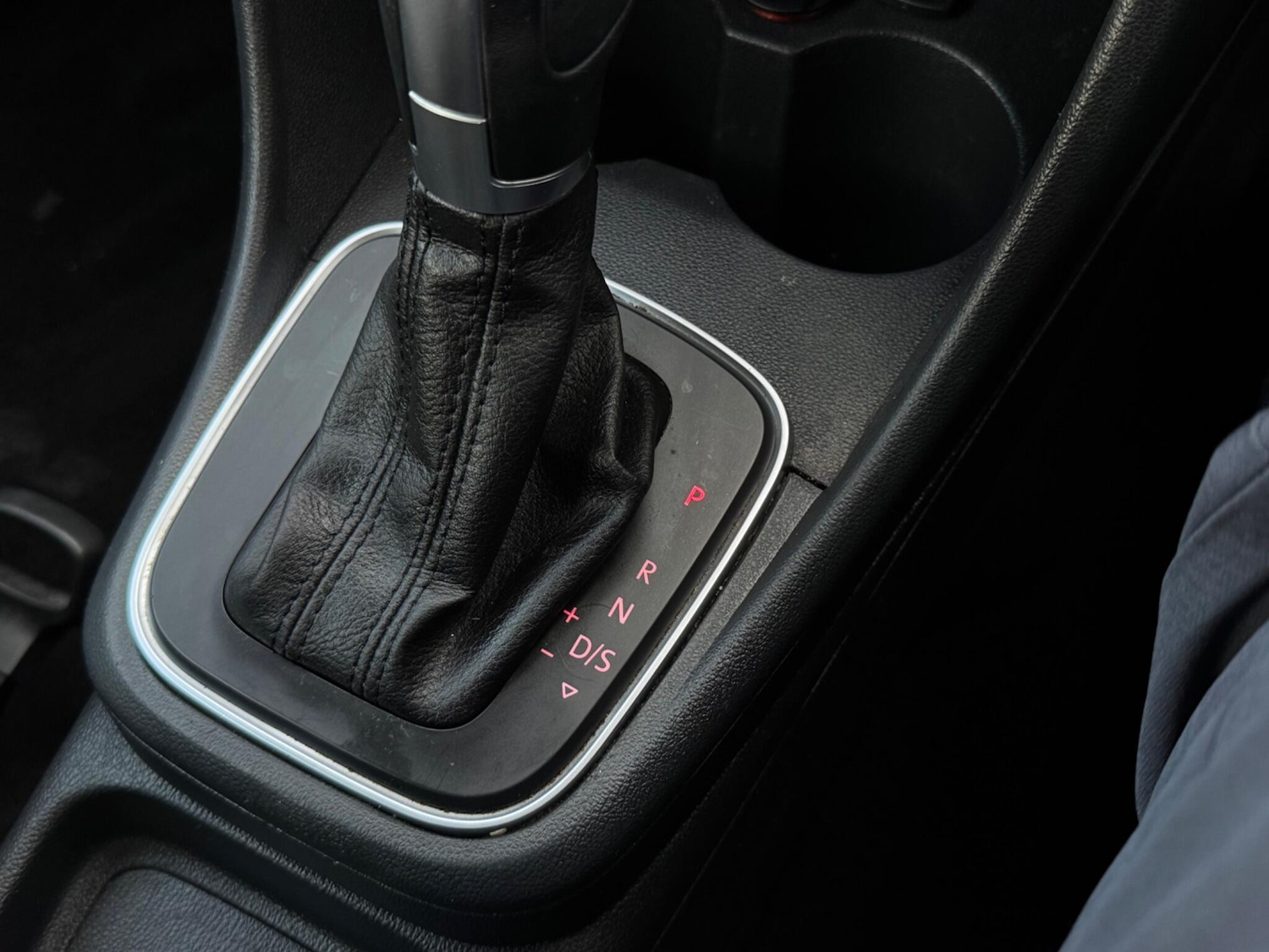 Used Volkswagen Polo 2015 for sale - 76561739: Photo 46