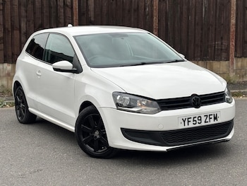 Used Volkswagen Polo 2010 for sale - 75682339: Photo