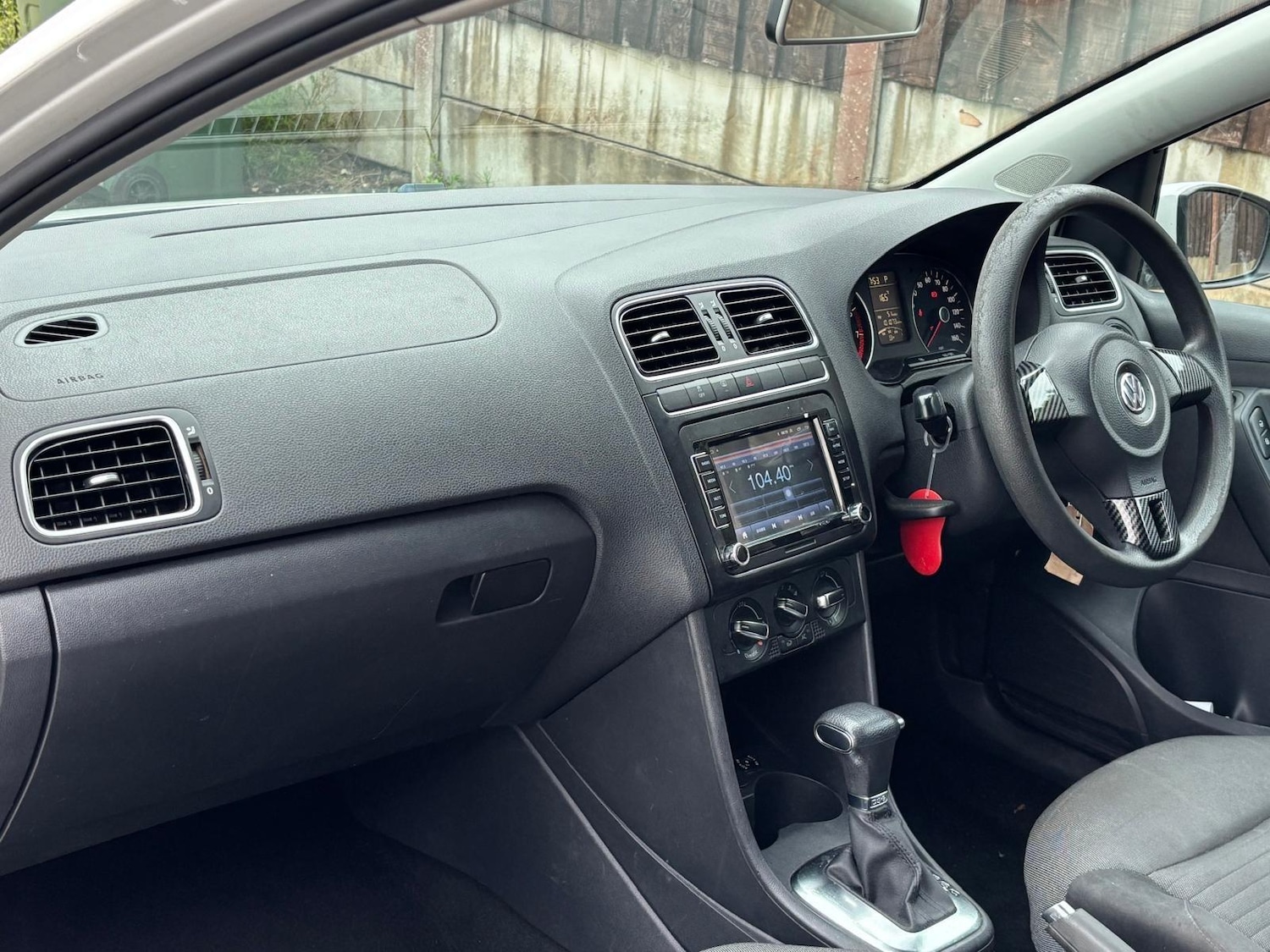 Vehicle 29