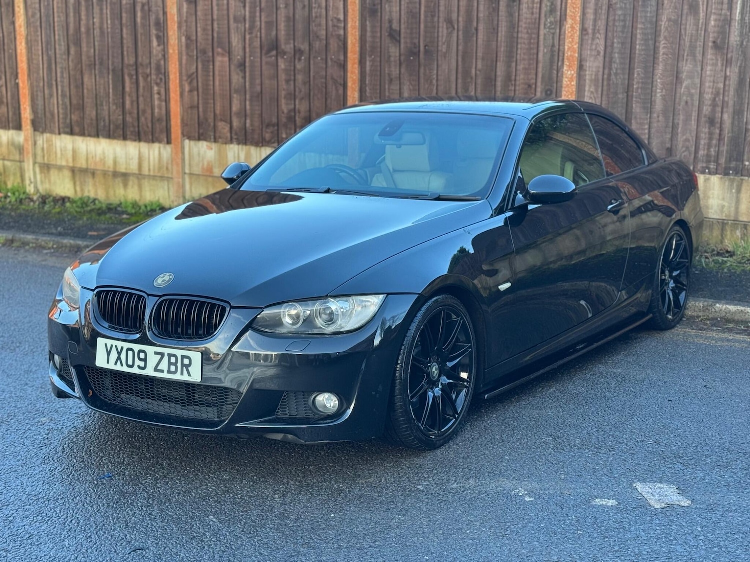 Used BMW 3 Series 2009 for sale - 76936476: Photo 2