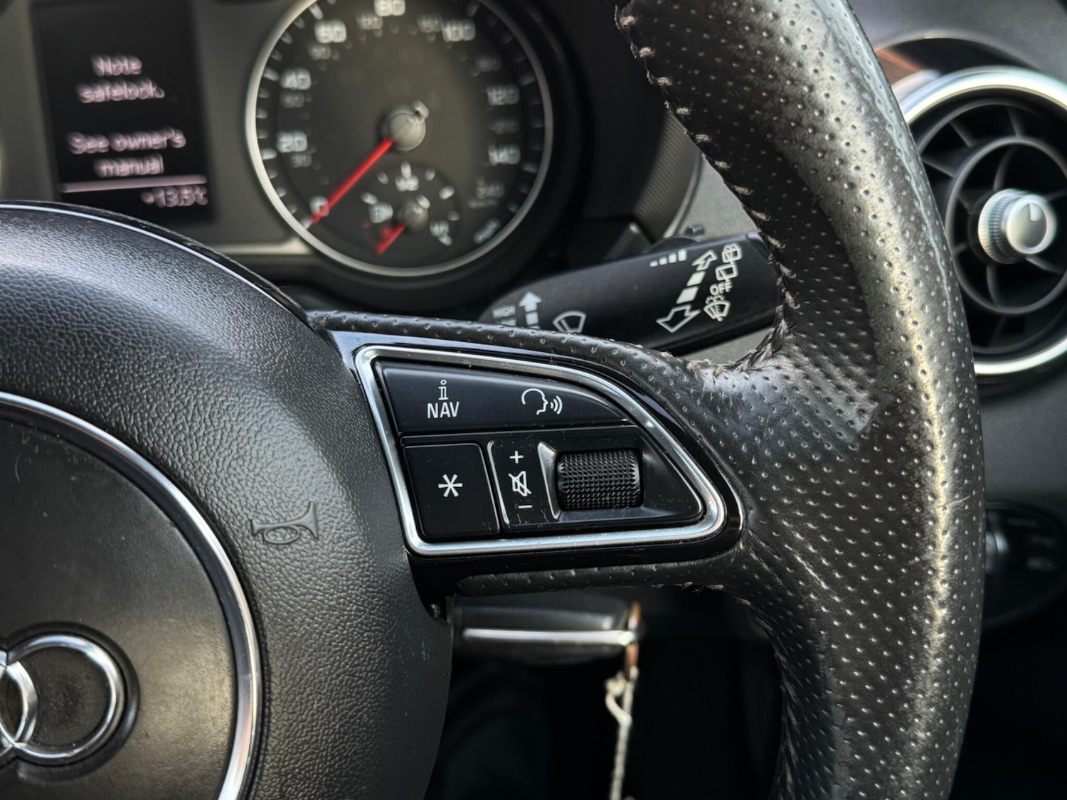 Used Audi A1 2014 for sale - 77565106: Photo 38