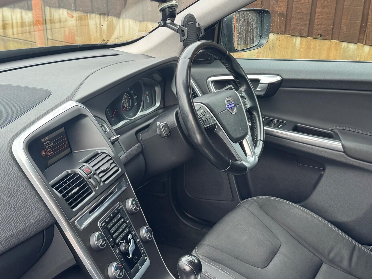 Used Volvo XC60 for sale - 77696498: Photo 32