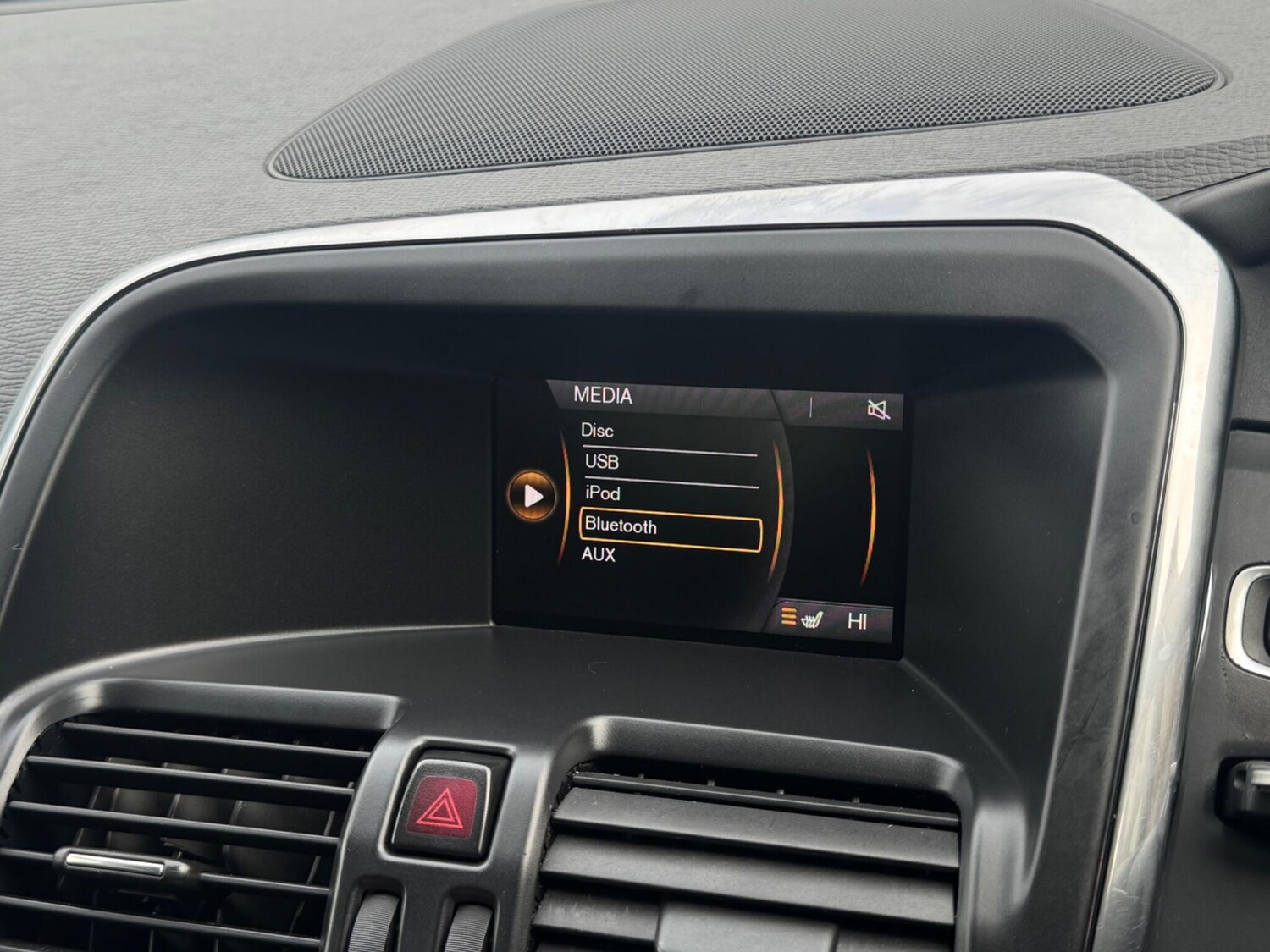 Used Volvo XC60 for sale - 77696498: Photo 45