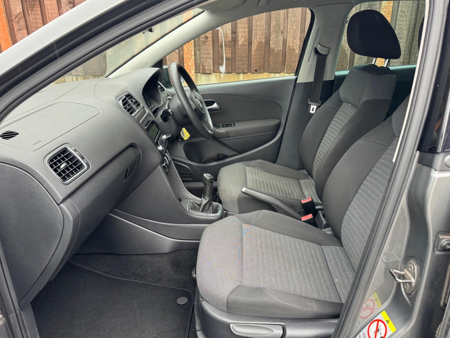 Used Volkswagen Polo 2009 for sale - 77155404: Photo 26