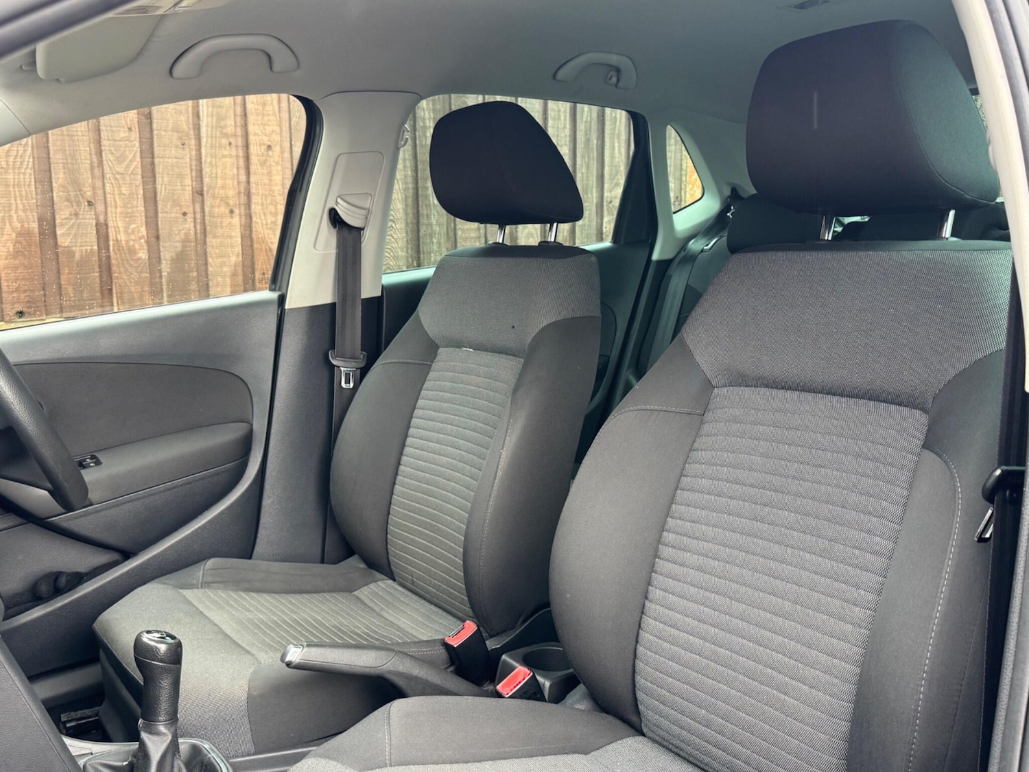 Used Volkswagen Polo 2009 for sale - 77155404: Photo 28