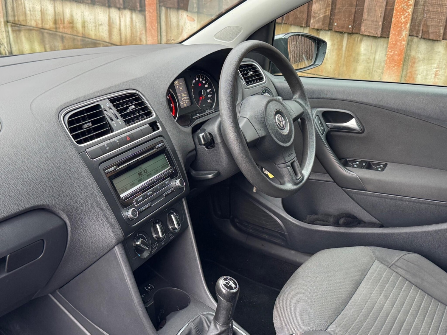 Used Volkswagen Polo 2009 for sale - 77155404: Photo 31