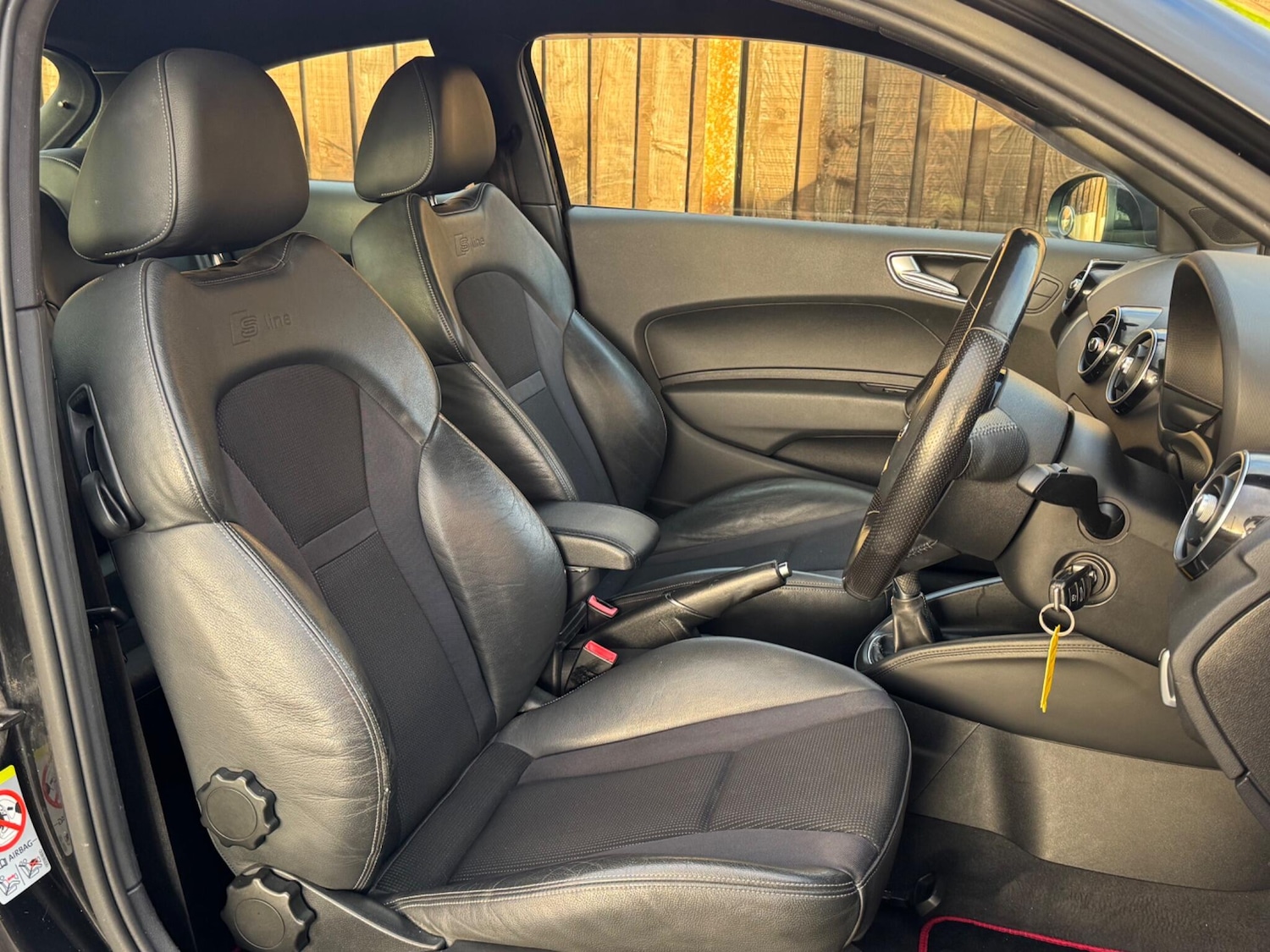 Used Audi A1 2011 for sale - 76991956: Photo 14