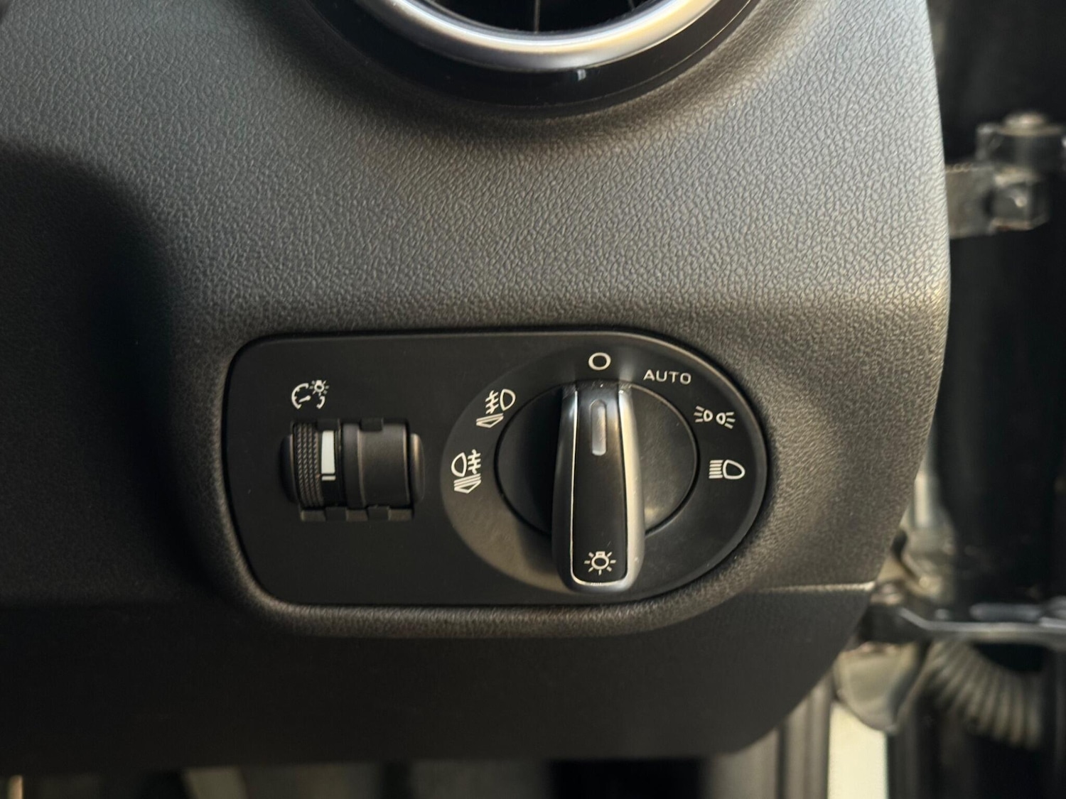 Used Audi A1 2011 for sale - 76991956: Photo 49