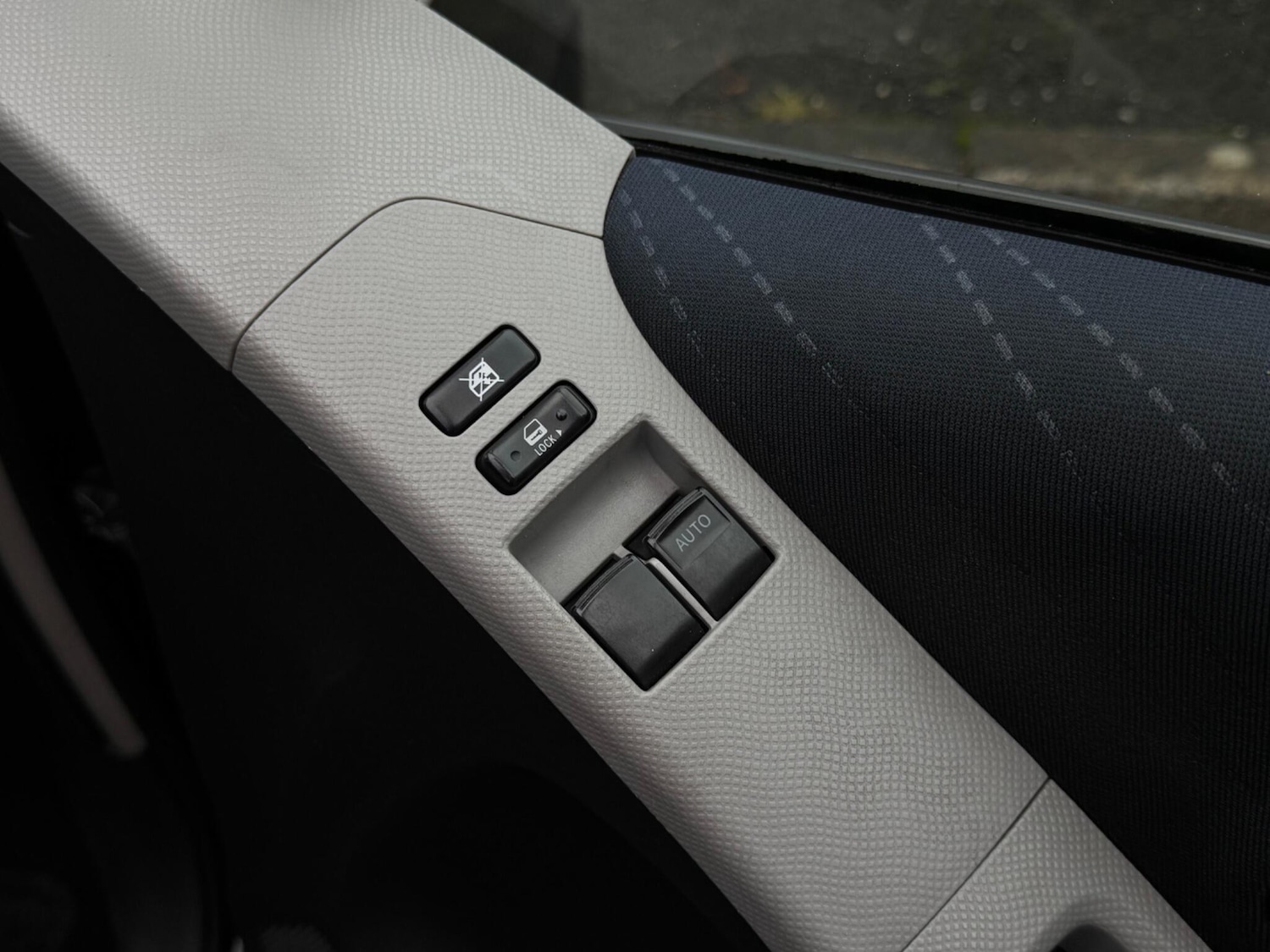 Used Toyota Yaris 2008 for sale - 77229255: Photo 41