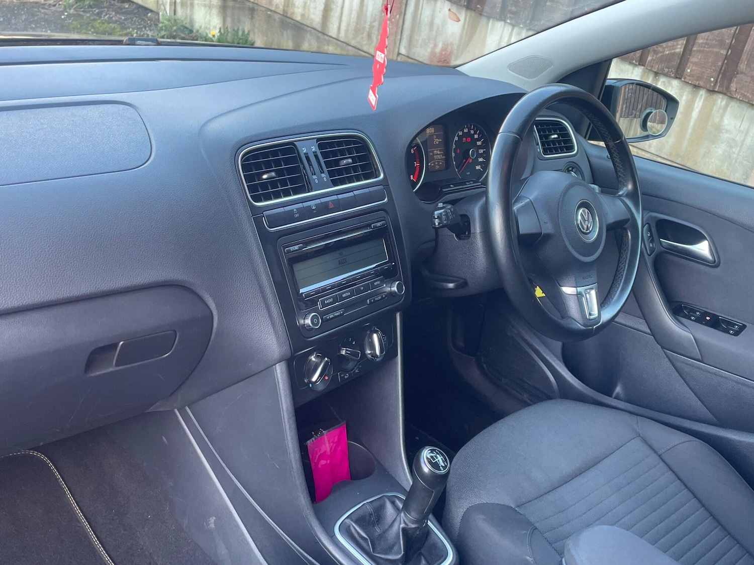 Used Volkswagen Polo 2011 for sale - 77940525: Photo 21