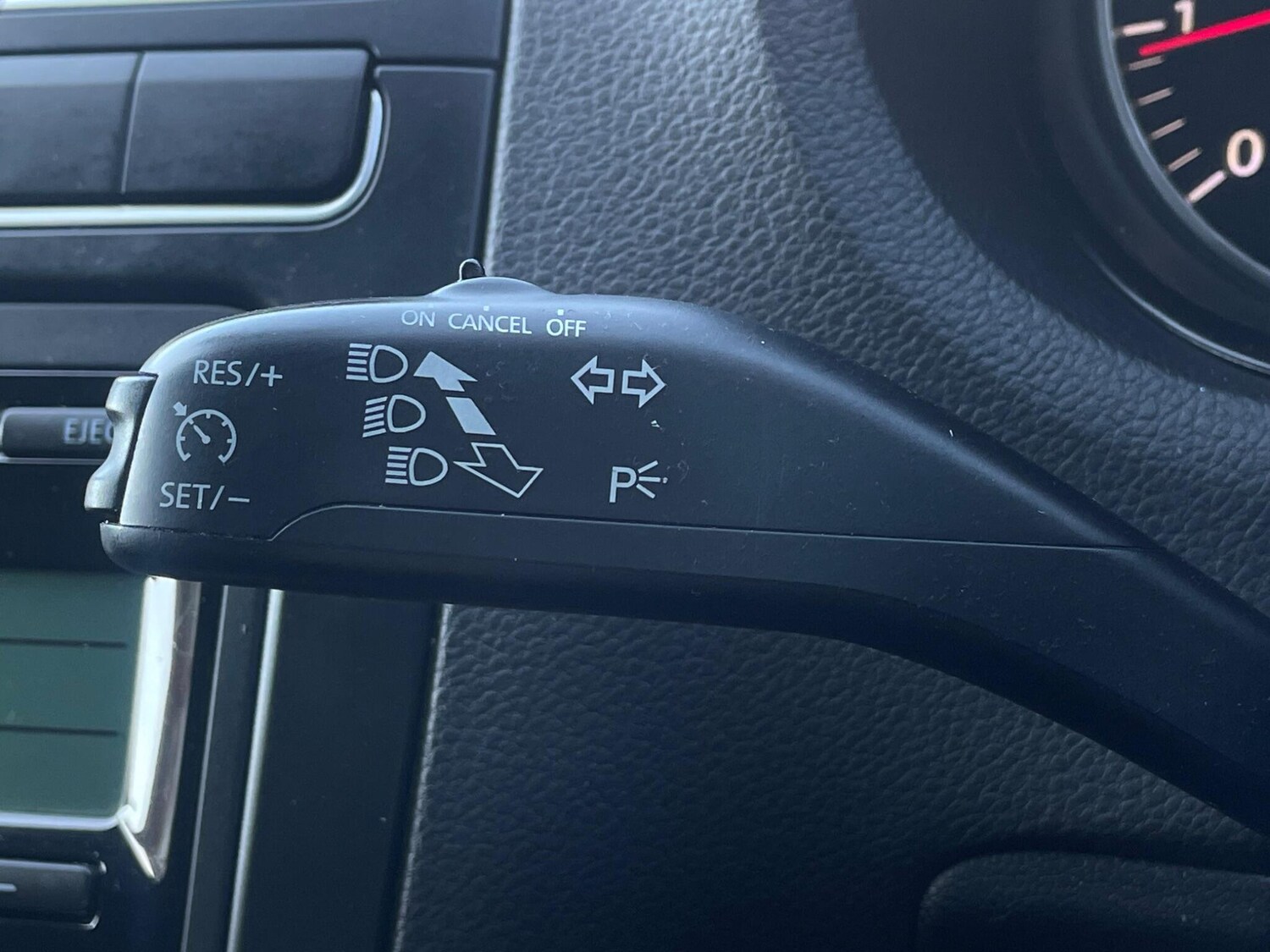 Used Volkswagen Polo 2011 for sale - 77940525: Photo 34