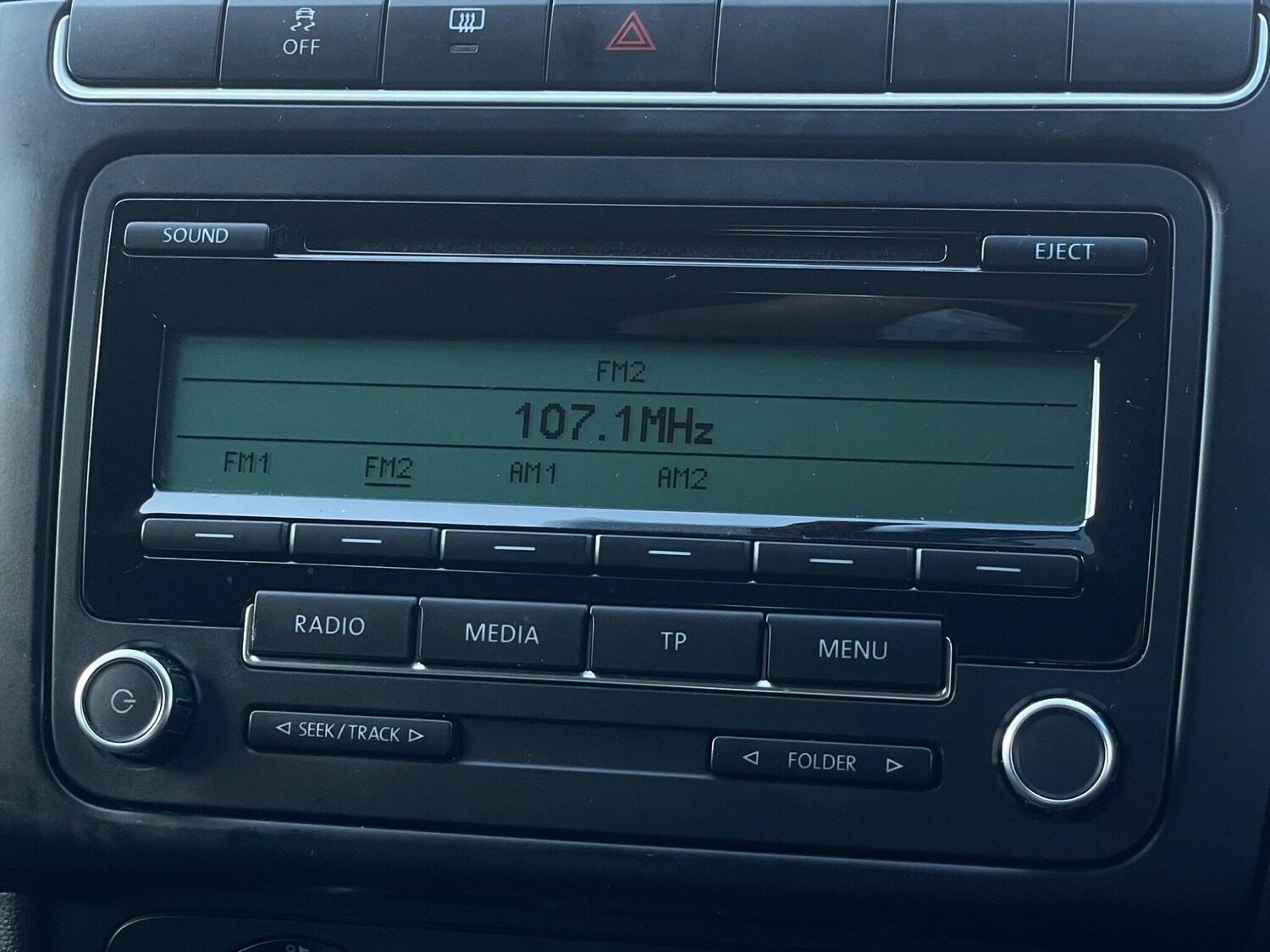 Used Volkswagen Polo 2011 for sale - 77940525: Photo 41