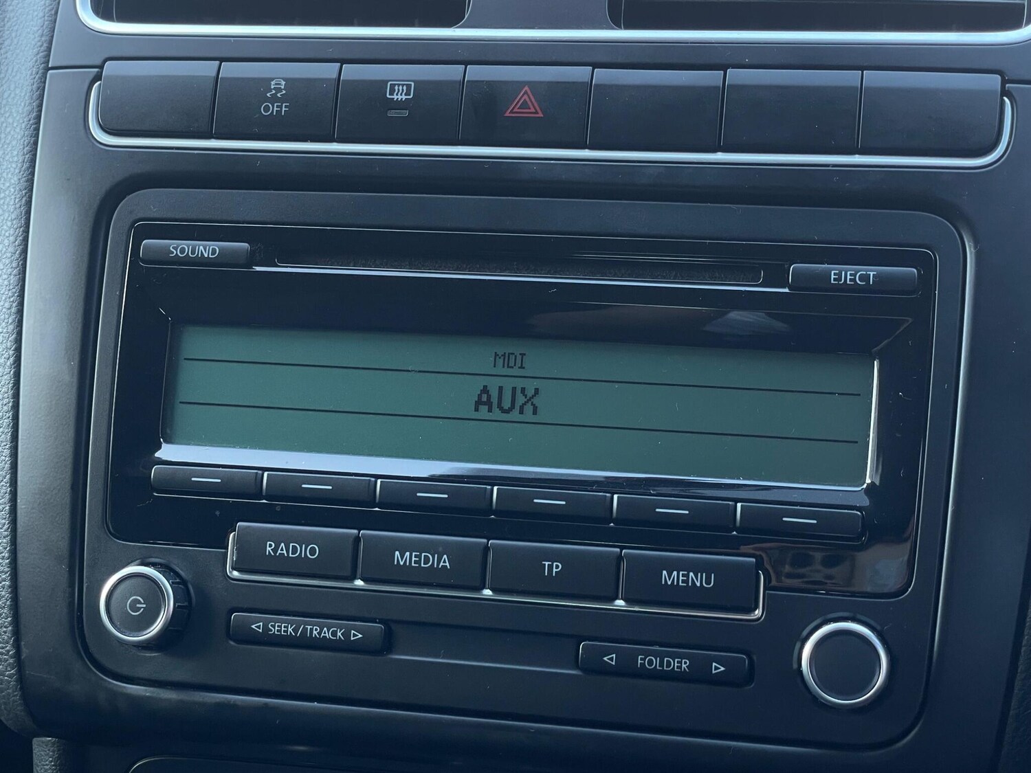 Used Volkswagen Polo 2011 for sale - 77940525: Photo 42