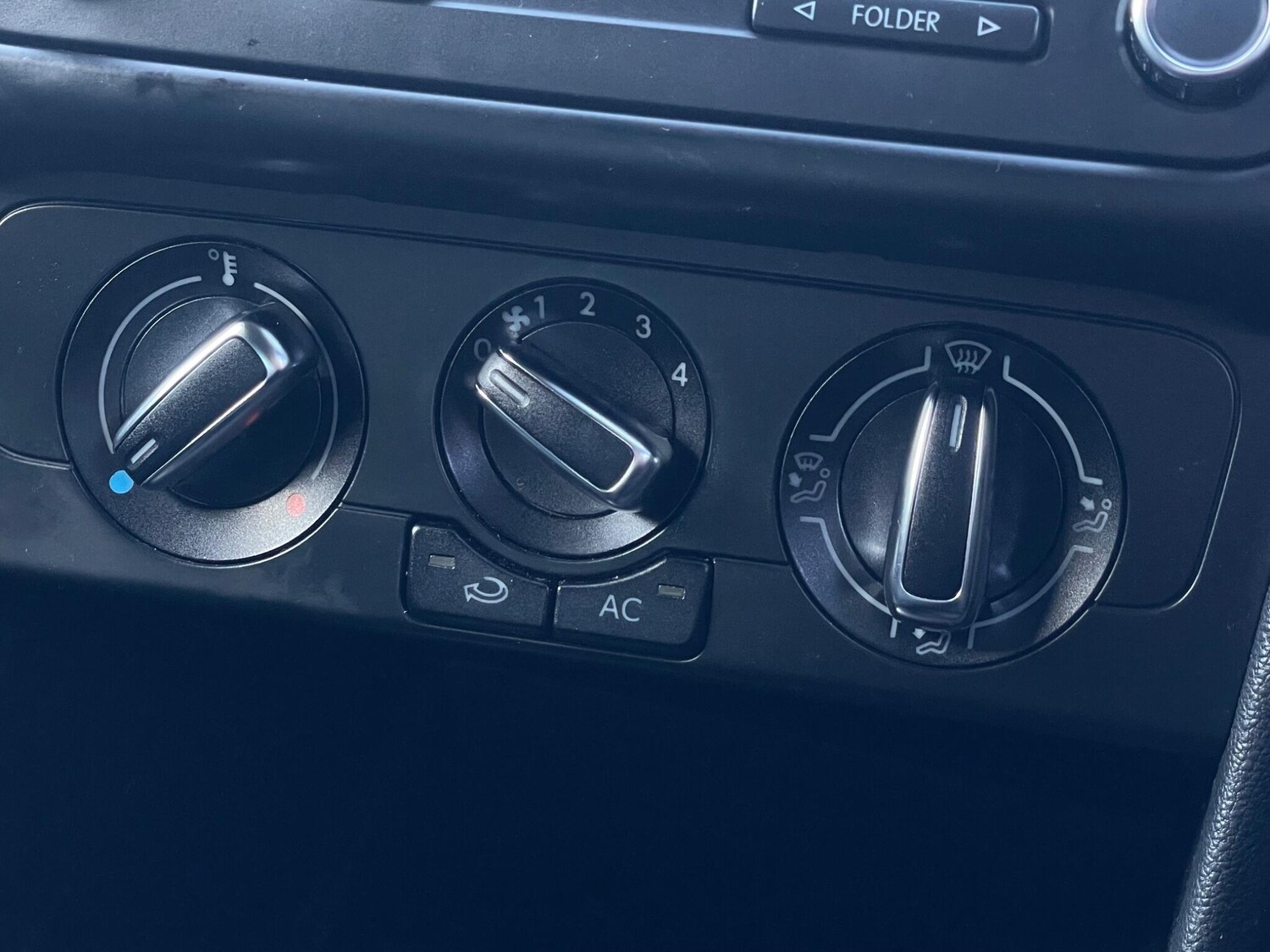 Used Volkswagen Polo 2011 for sale - 77940525: Photo 44