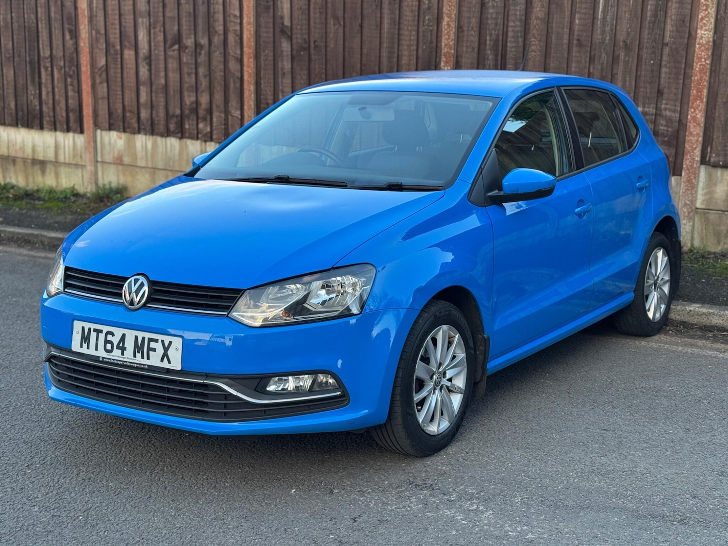 Used Volkswagen Polo 2014 for sale - 77049864: Photo 2