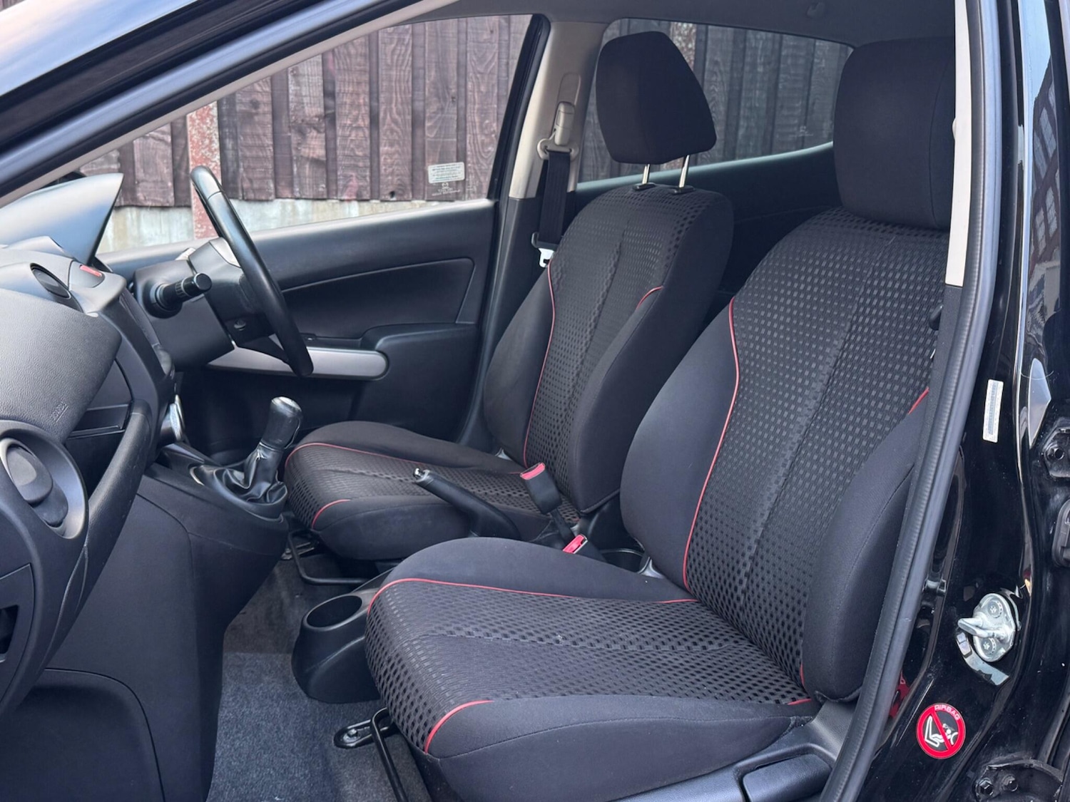 Used Mazda Mazda2 2012 for sale - 77439896: Photo 25